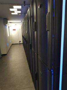 Datacenter Monaco, Les armoires serveurs