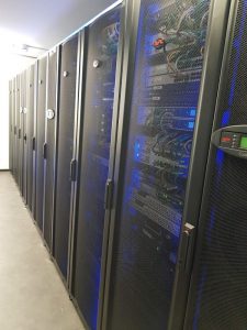 Datacenter Monaco, Les armoires serveurs